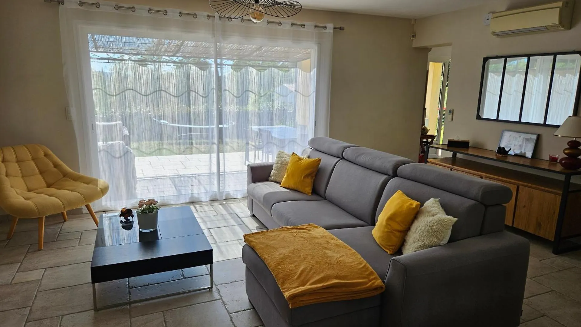Belle Maison Familiale 6 Ou 8 Personnes Avec Piscine Montauroux 0*,  France