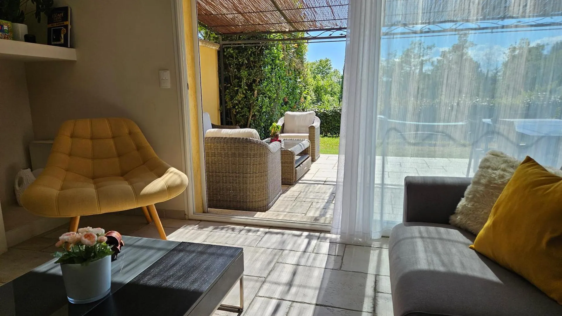 Holiday home Belle Maison Familiale 6 Ou 8 Personnes Avec Piscine Montauroux