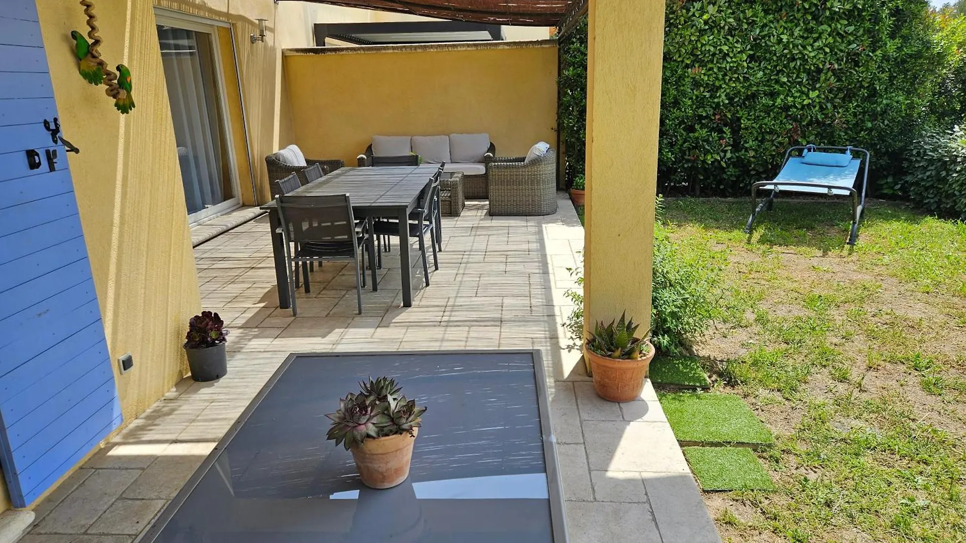 Holiday home Belle Maison Familiale 6 Ou 8 Personnes Avec Piscine Montauroux France
